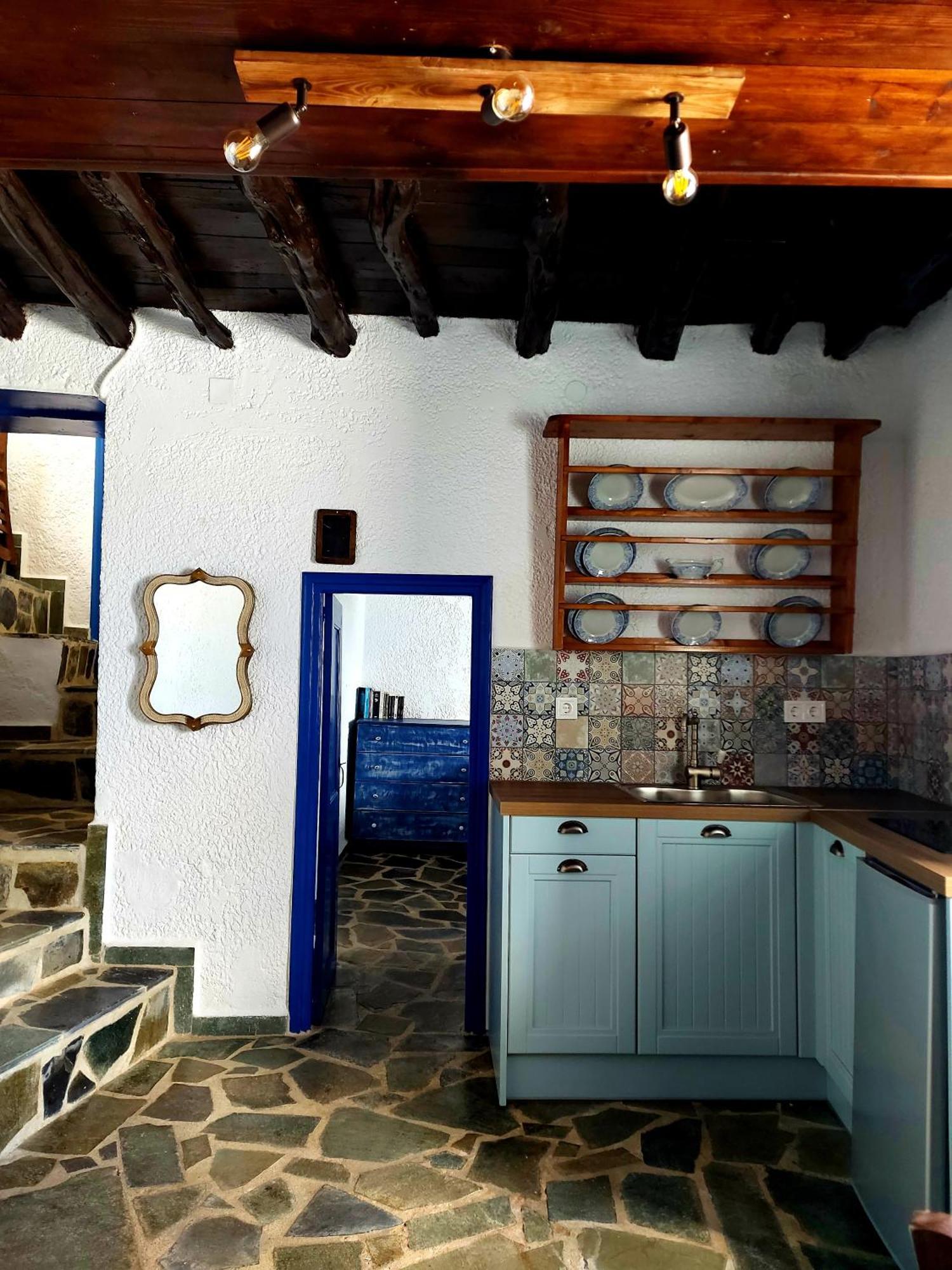Le Petit Chateau Ano Syros Rum bild